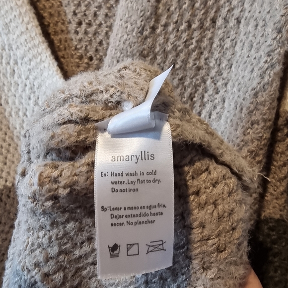 Amaryllis Cardigan Button Up Long Knit Sweater - Picture 5 of 5